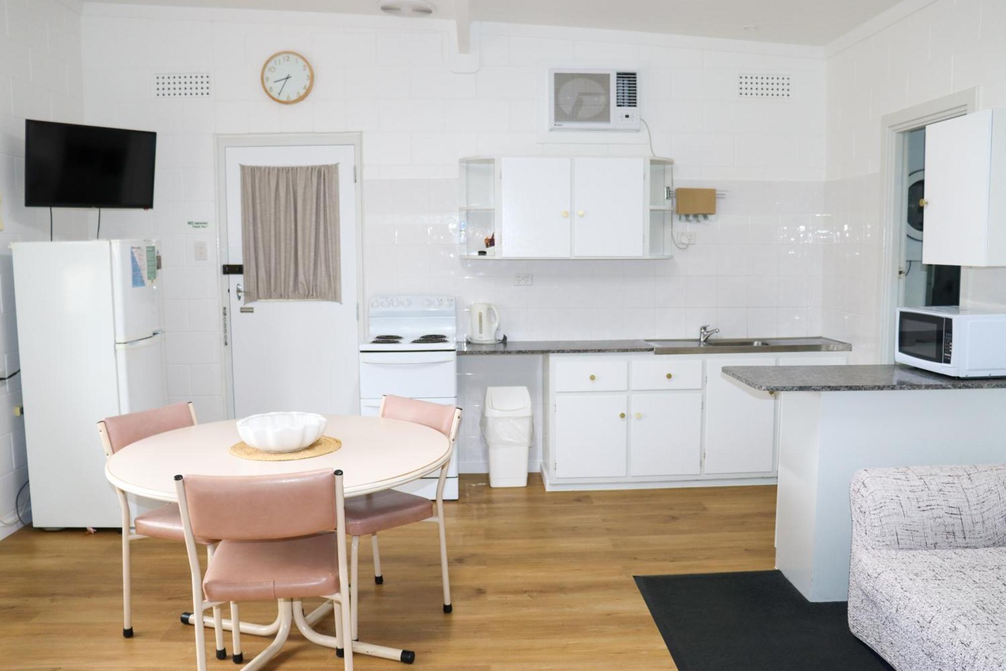 Modra'S Apartments Tumby Bay Eksteriør bilde